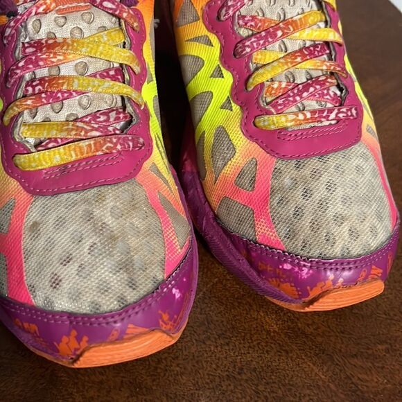 🔥🔥 ASICS GEL-NOOSA TRI 9 Running Shoes - Women Sz 7 - GOOD Used Condition - Picture 5 of 14